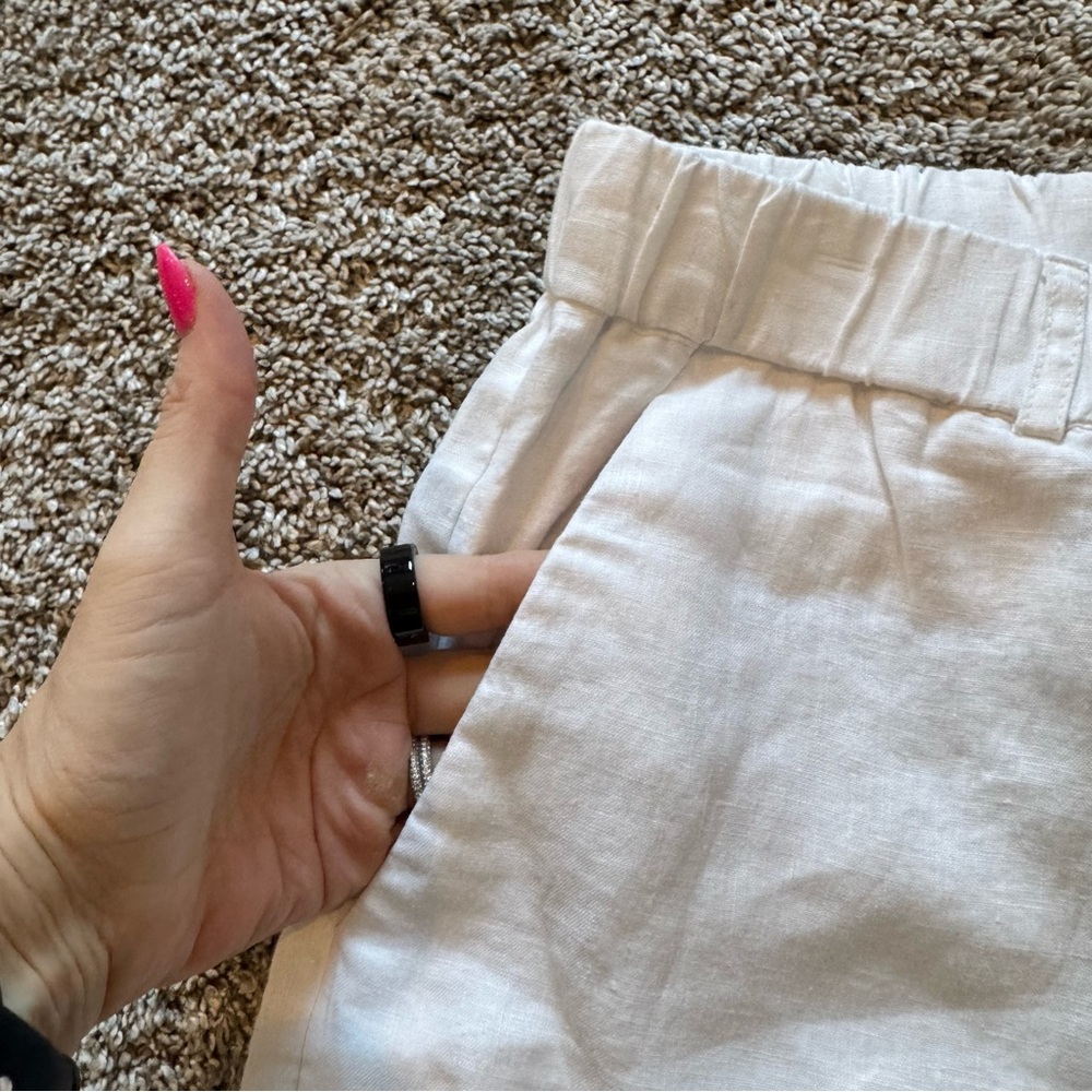Quince White Cropped Linen-Blend Relaxed Pants - Picture 4 of 5